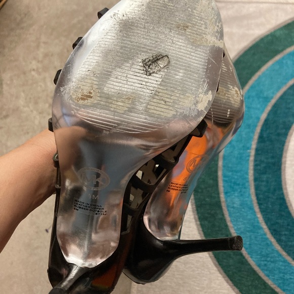 Michael Kors LARISSA Cage boot - Picture 13 of 15